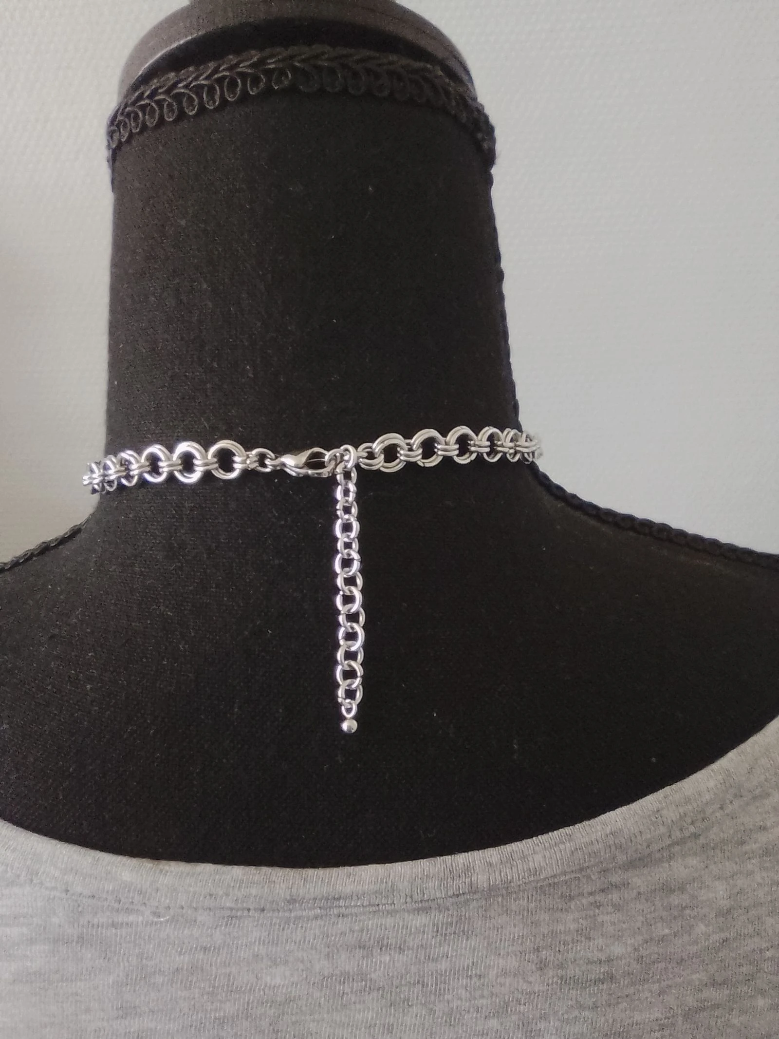 Collar choker escote cadena japonesa unisex – photo 3
